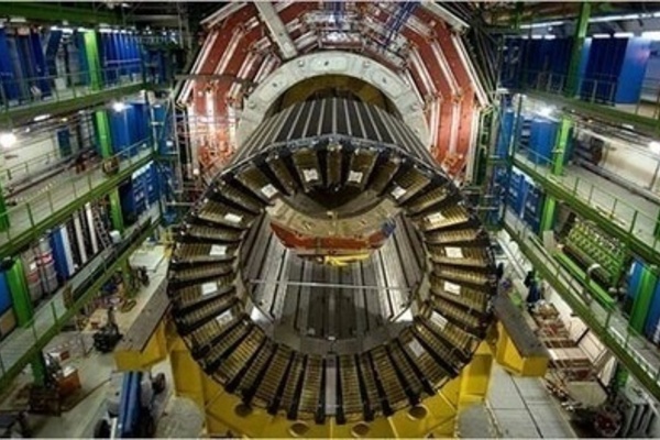 500x_large_hadron_collider.jpg